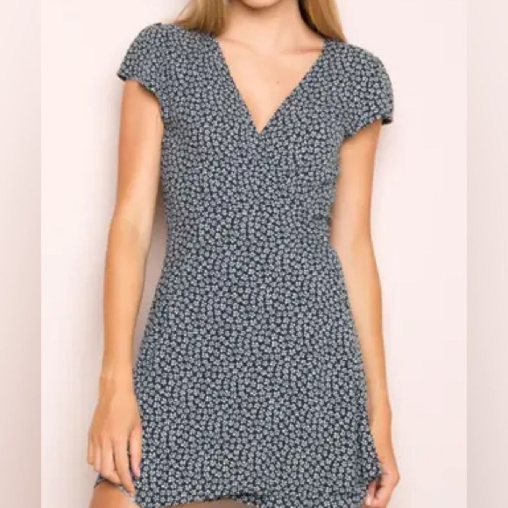 Brandy melville Robbie dress